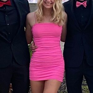 Princess Polly Homecoming/Prom Dress , small 2-4, open back ,